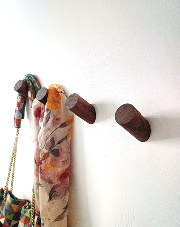 Wieszak Ciemny Brąz Drewniany Kołek Ścienny Na Ubrania Owalny Uchwyt Wieszania Orzech