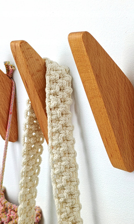 Drewniany wieszak 3 szt ścienny na ubrania do przedpokoju – ukryty montaż - Buk