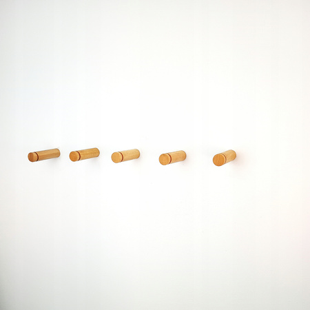 Drewniany wieszak ścienny Kołek 8 cm - na Ubrania Ręczniki Spodnie - Buk