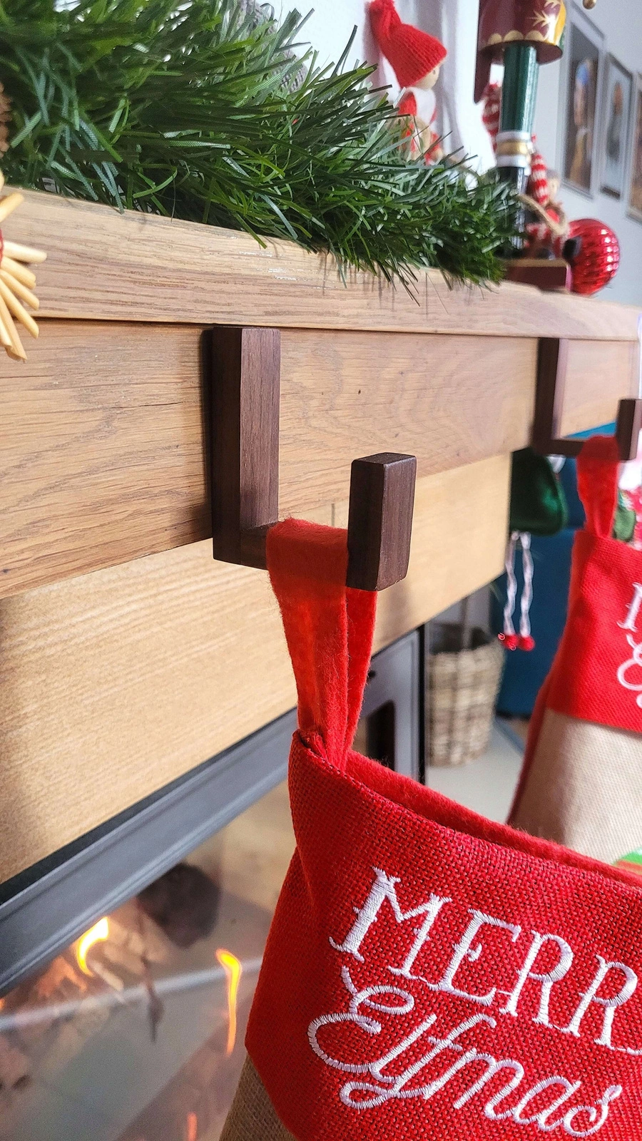 Drewniany Wieszak na Skarpety Mikołaja na Kominek Ścianę Świąteczny Orzech pol_pl_-Drewniany-Wieszak-na-Skarpety-Mikolaja-na-Kominek-Sciane-Swiateczny-Orzech-135_7
