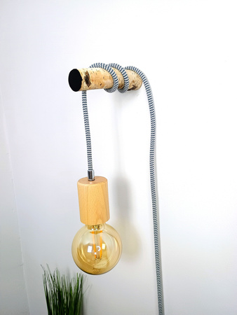 Nowoczesny Kinkiet Ścienny z Drewna Brzozowego – Designerska Lampa Handmade Polska Produkcja