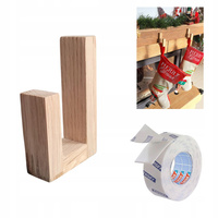  Wieszak Drewniany Samoprzylepny na Skarpety Mikołaja Kominek Dekoracje