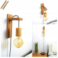 Drewniany Kinkiet Ścienny do Biura i Przedpokoju – Lampa Ścienna z Litego Drewna Dębowego